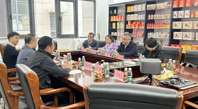 国家市场监管总局全国特殊食品标委会专家一行莅临扬州小蝌蚪影视污下载调研